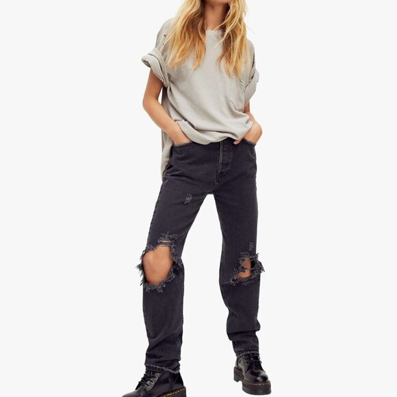 NWT Free People. We The Free. The Lasso Jean in Washed Black Women's Size 32.